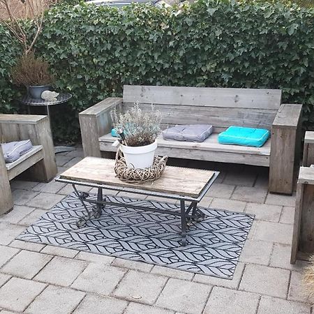 Chalet Gaasterland Bos-Ijsselmeer 4 Pers. 瑞斯 外观 照片